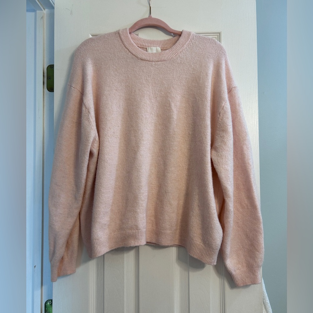 H&M Light Pink Crew Neck Sweater
